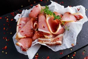 Browse Smoked Rindless Back Bacon